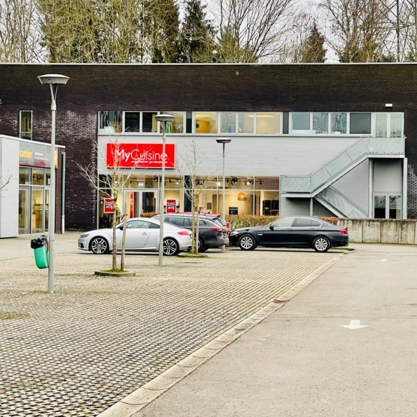 Parking magasin My Cuisine Neupré